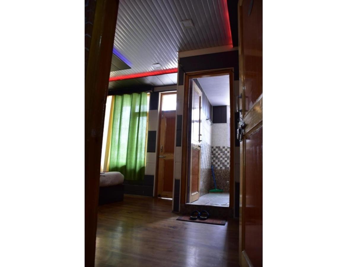 Hotel Peak View, Lahaul Sissu المظهر الخارجي الصورة