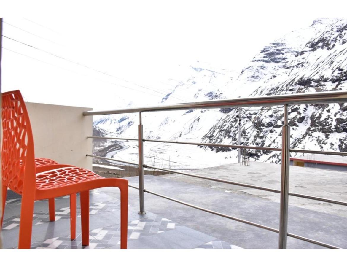 Hotel Peak View, Lahaul Sissu المظهر الخارجي الصورة